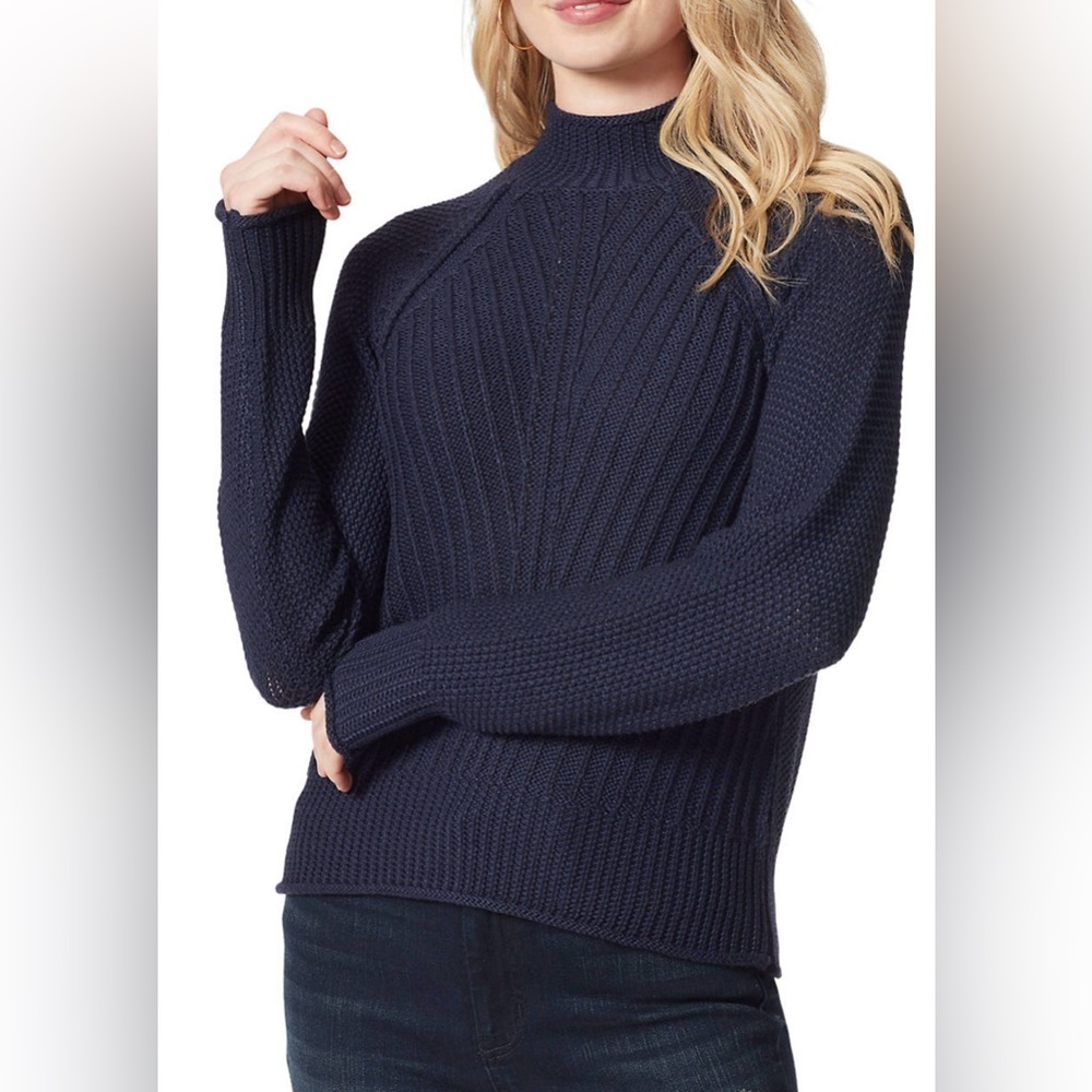 Jessica Simpson Women's Avianna Mock Neck Pullover Sweater (Navy Blue)